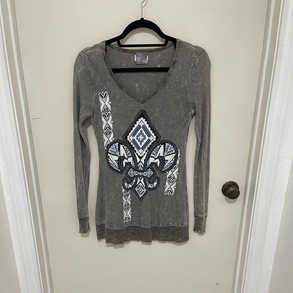 Small long sleeve Vocal top